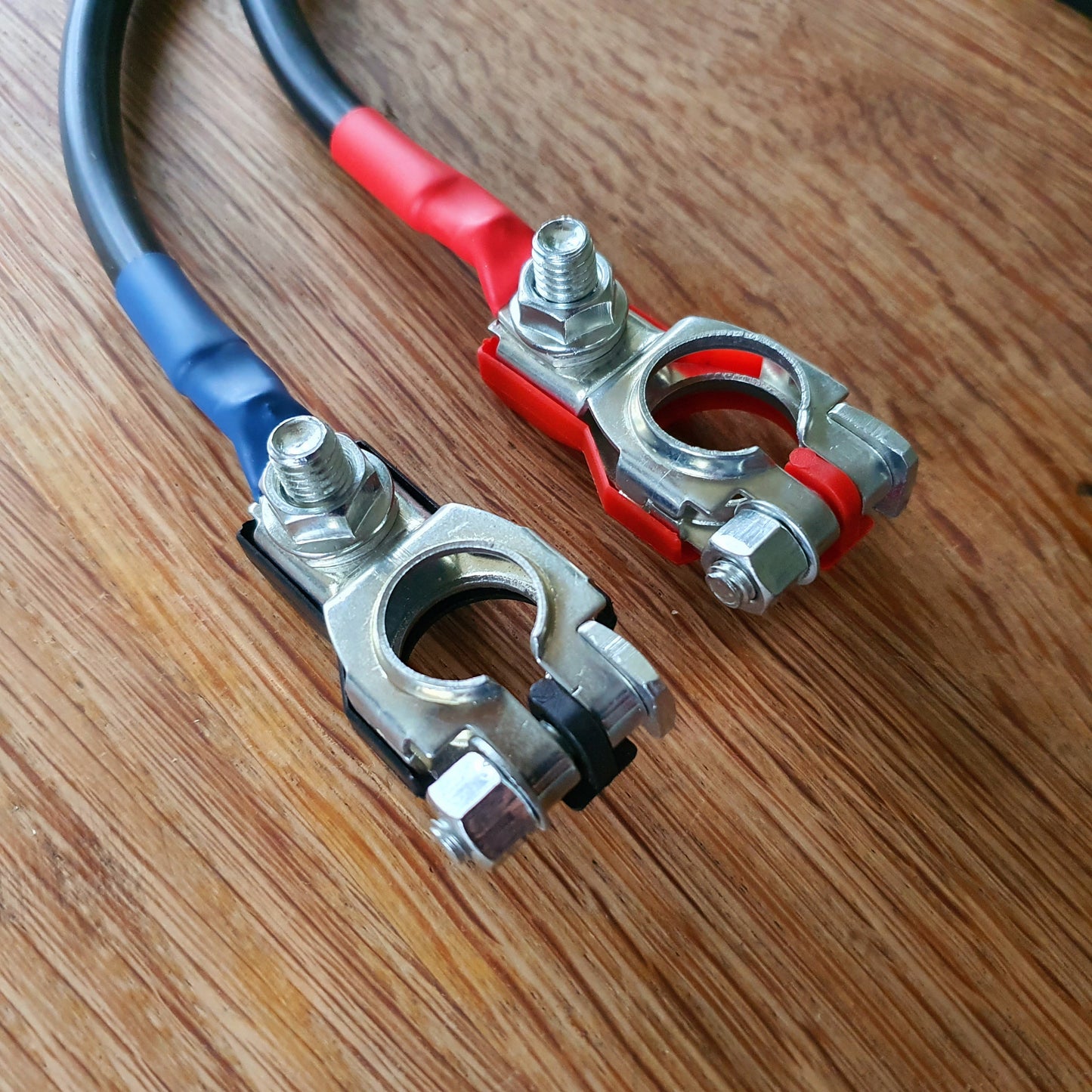 Leisure Battery Parallel Connection Cables 25mm2 Two Way